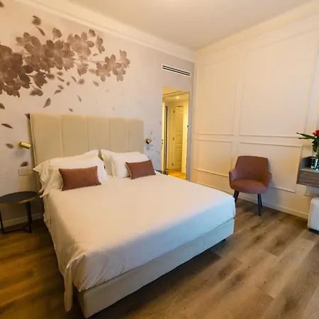 Splendide Riviera Boutique Art Hotel 4*