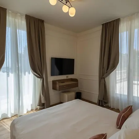 Splendide Riviera Boutique Art Hotell 4*