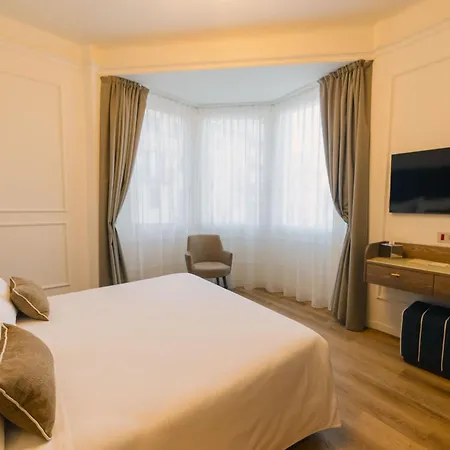 Splendide Riviera Boutique Art Hotel