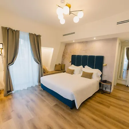 Splendide Riviera Boutique Art راباللو