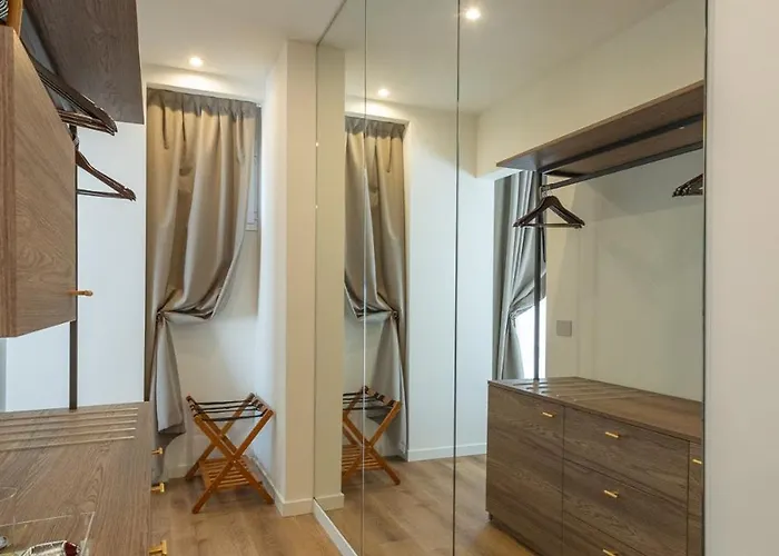 Splendide Riviera Boutique Art