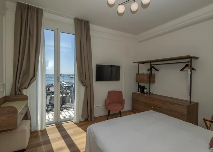 Splendide Riviera Boutique Art 4*