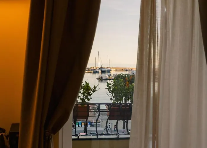 Splendide Riviera Boutique Art Hotel 4*